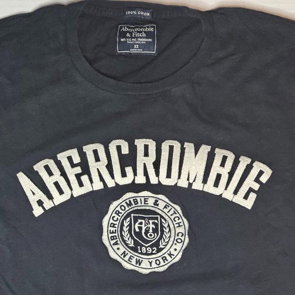 Abercrombie & Fitch Black Graphic T-Shirt, XS - Picture 2 of 4